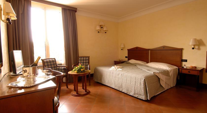 Hotel Malaspina ฟลอเรนซ์ ภายนอก รูปภาพ